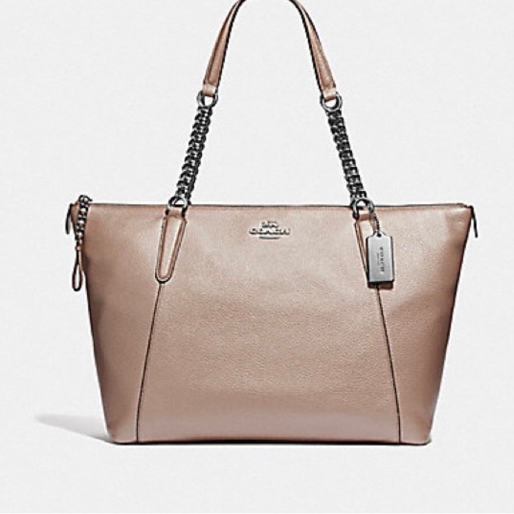 COACH HORSE AND CARRIAGE shoulder bag EUC plus bonus necklace